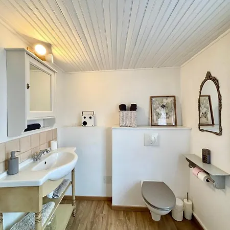 펜션 La Nothe, Maison De Charme, Port & Etang 부지그